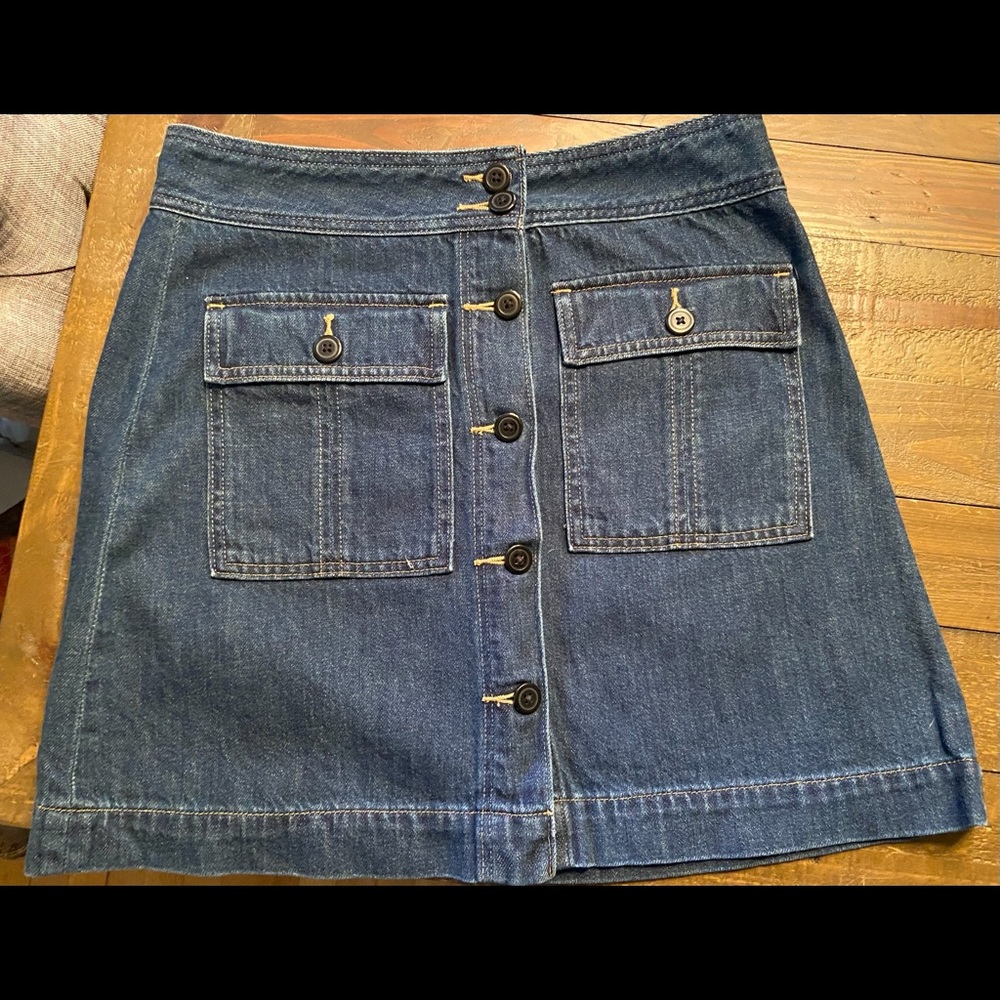 Gap button front skirt